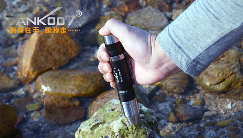 新手收藏家必用珠寶玉石鑒定工具——TANK007照玉手電筒！